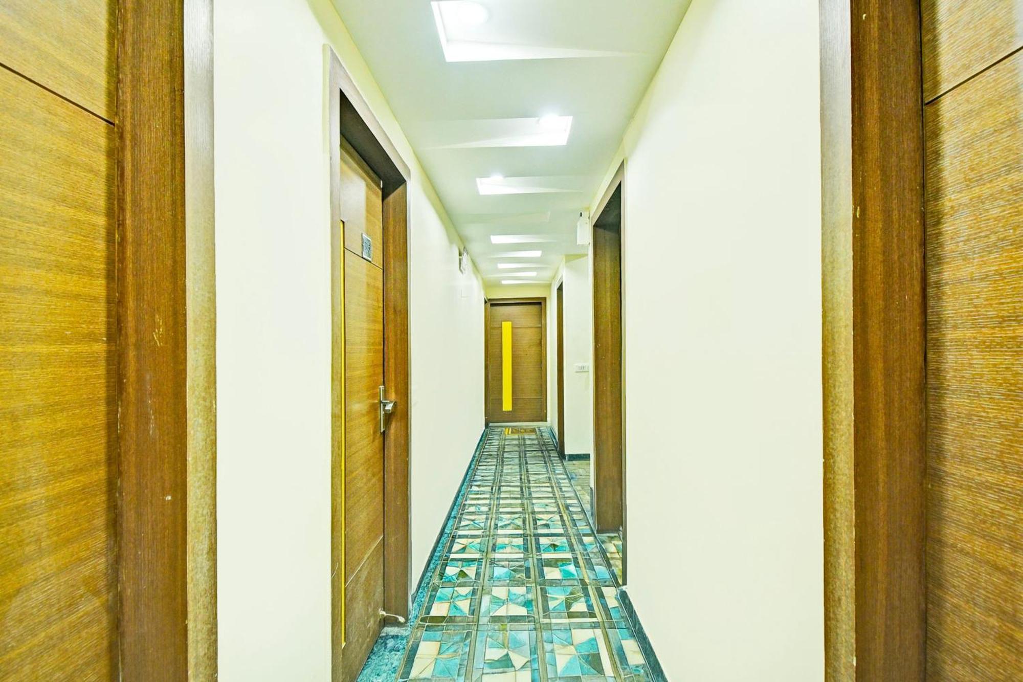 Super Townhouse Amrapali Circle Formerly Hotel Aqua Divisione di Divisione di Jaipur Esterno foto