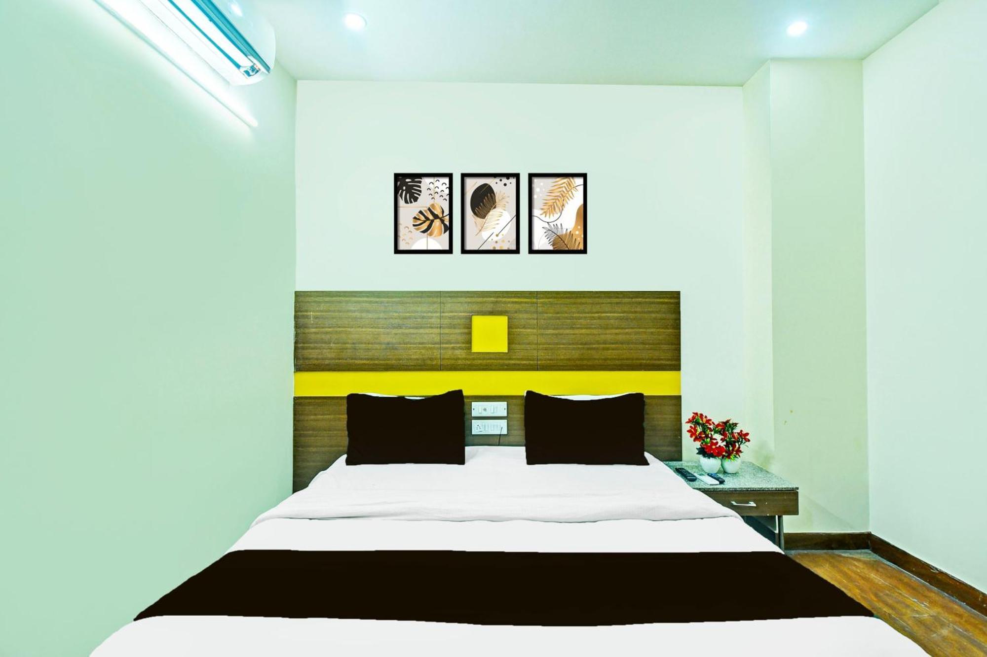 Super Townhouse Amrapali Circle Formerly Hotel Aqua Divisione di Divisione di Jaipur Esterno foto